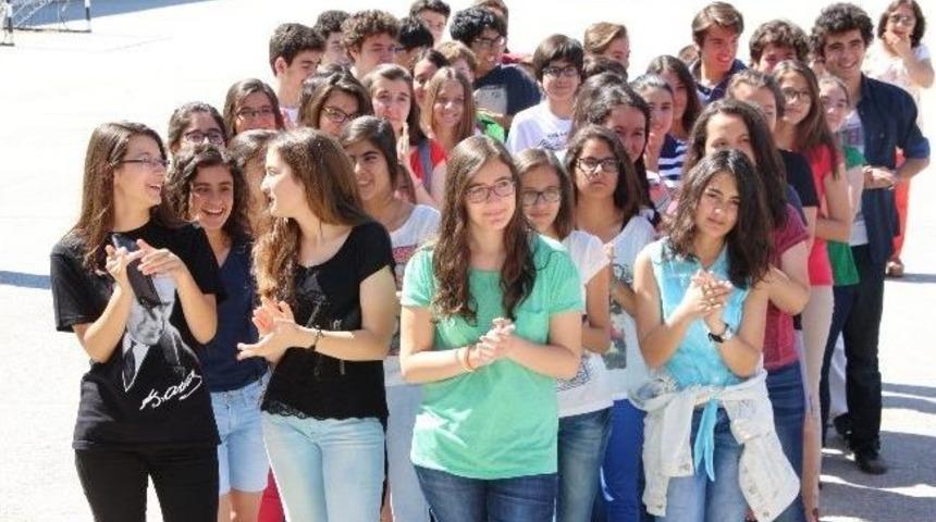 Nazilli'de 27 Bin 800 &Ouml;ğrenci Karne Aldı