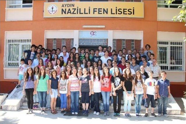 Nazilli'de 27 Bin 800 Öğrenci Karne Aldı