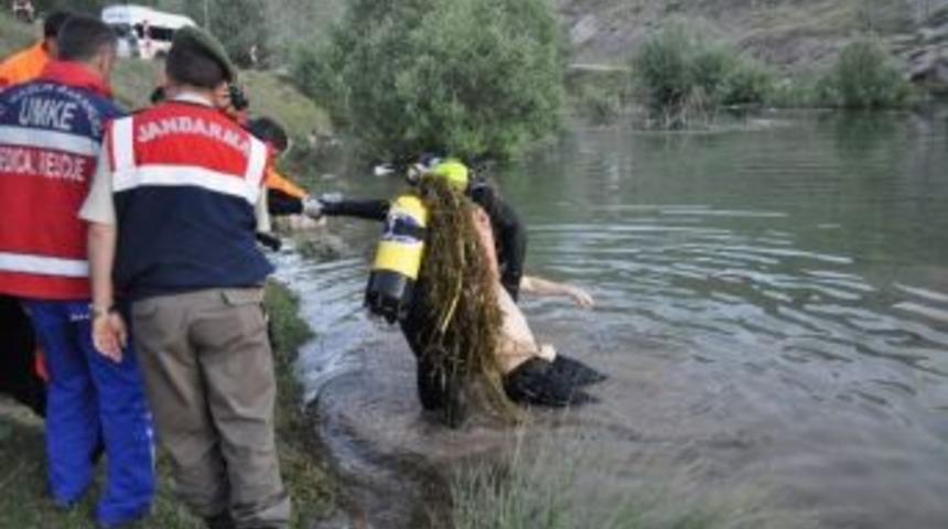 G&ouml;lette Kaybolan Gencin Cesedi Bulundu