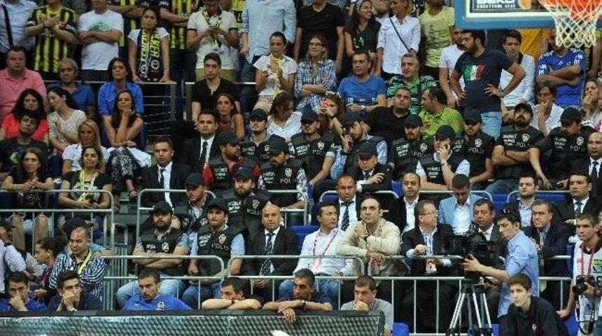 Fenerbah&ccedil;e &Uuml;lker Arena&rsquo;da Loca Şoku