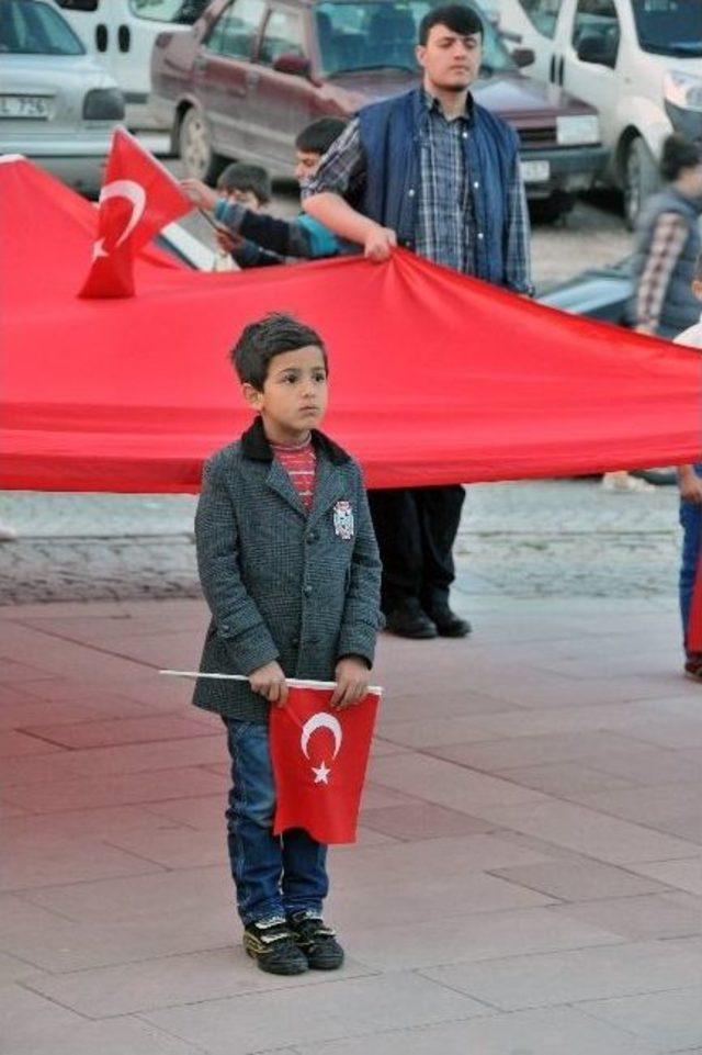 Gümüşhane’de Bayrak Yürüyüşü 1