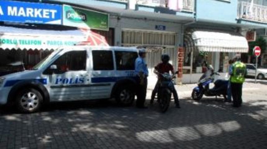Aydın&rsquo;da Trafik Ekipleri Motosikletlilere G&ouml;z A&ccedil;tırmıyor