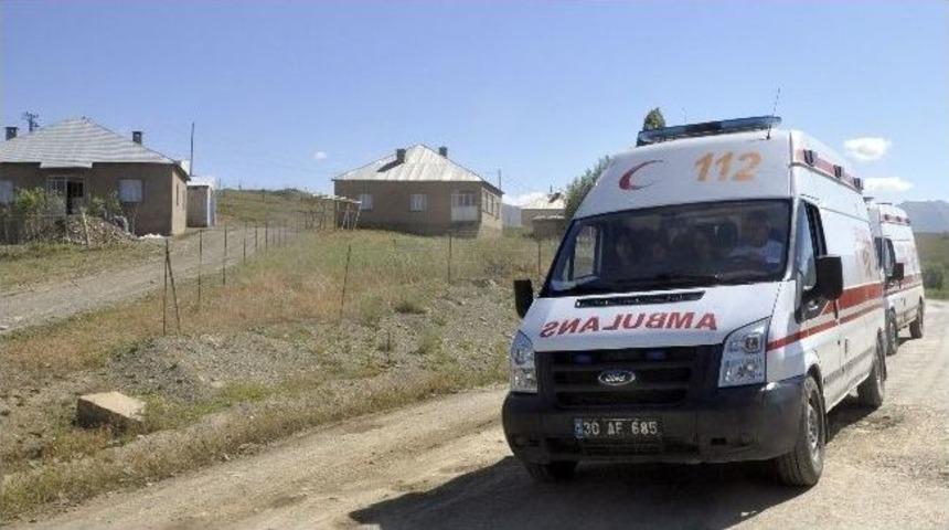 Yüksekova'da 2 Erkek Cesedi Bulundu