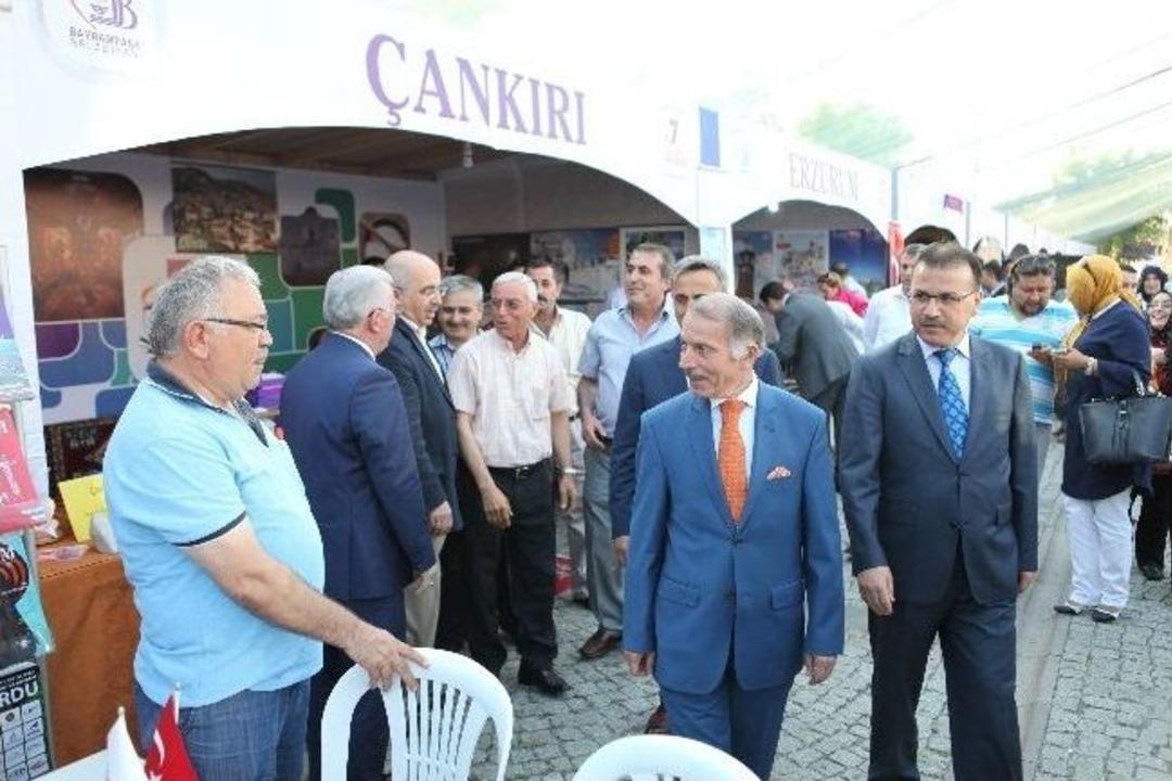 &lsquo;7 İklim 7 Renk&rdquo; K&uuml;lt&uuml;r Ş&ouml;leni Bayrampaşa&rsquo;da Başladı