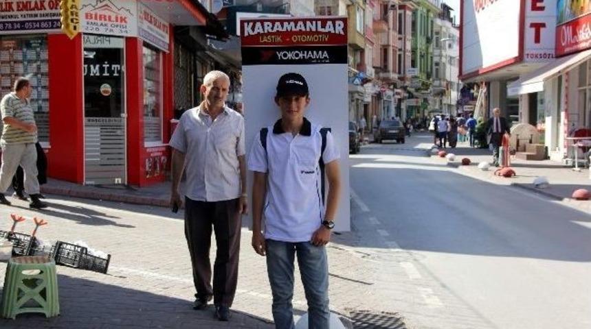 Y&uuml;r&uuml;yen Reklam Dikkat &Ccedil;ekti