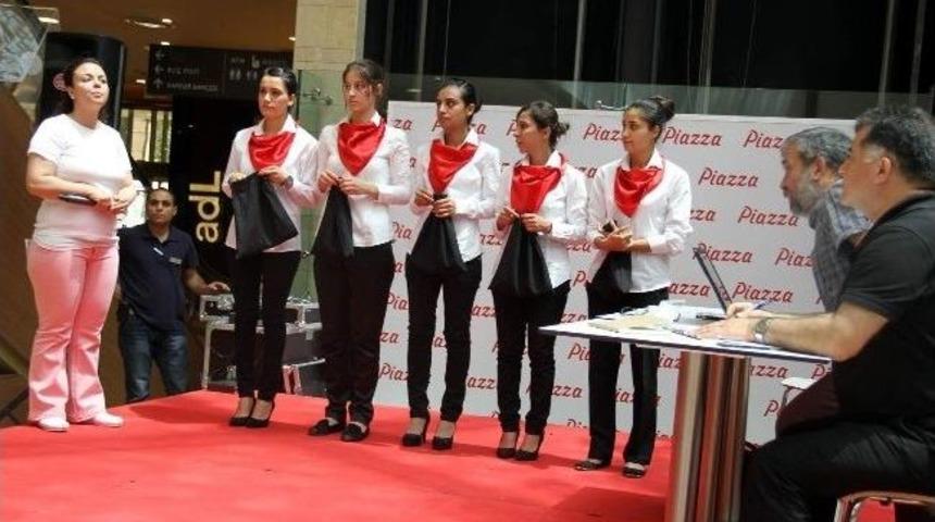 Şanlıurfa Piazza&rsquo;nın &ldquo;apple &Uuml;r&uuml;nleri&rdquo; Sahiplerini Buldu