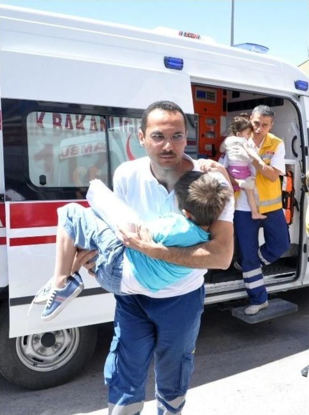 Aksaray'da Trafik Kazası: 10 Yaralı