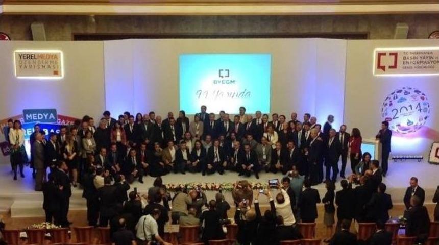 Gazeteci Bulut &Ouml;d&uuml;l&uuml;n&uuml; Tbmm&rsquo;de Aldı