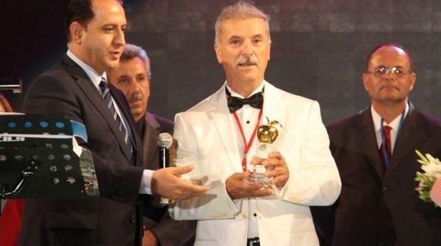 10. Altın Elma Sahibini Buldu