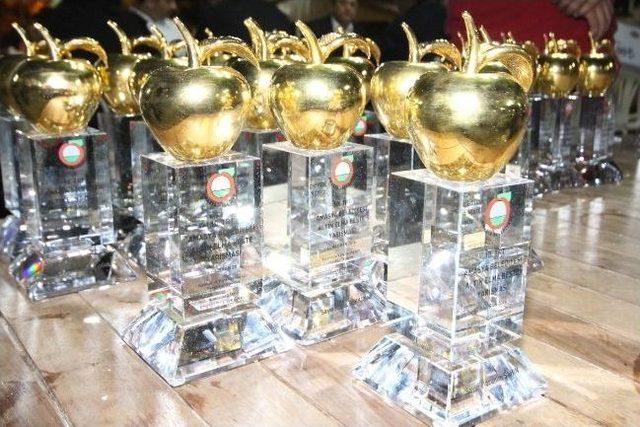 10. Altın Elma Sahibini Buldu 2