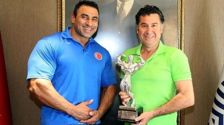 D&uuml;nya İkincisi Bodrumlu Sporcu Başkan Kocadon&rsquo;a Teşekk&uuml;r Etti