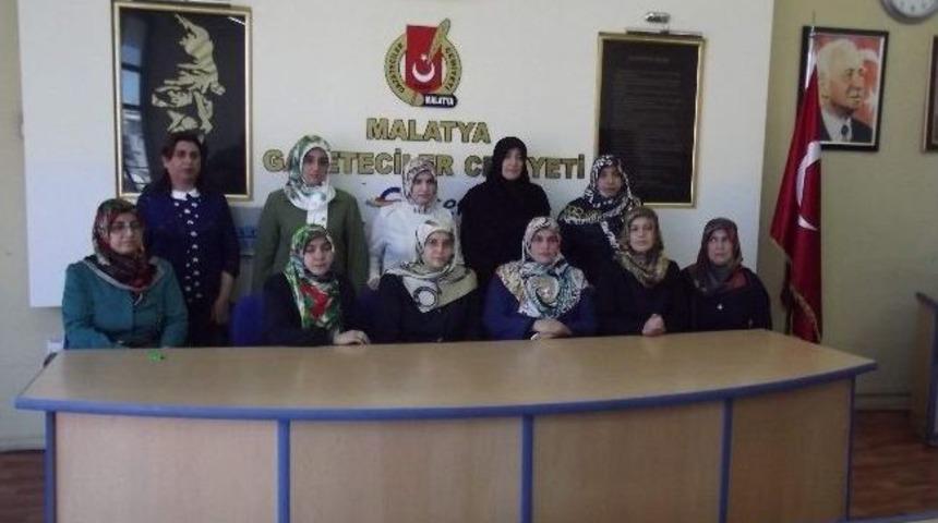 16 Stk Adına Basın A&ccedil;ıklaması Yapan G&uuml;lnihal G&uuml;la&ccedil;ar: