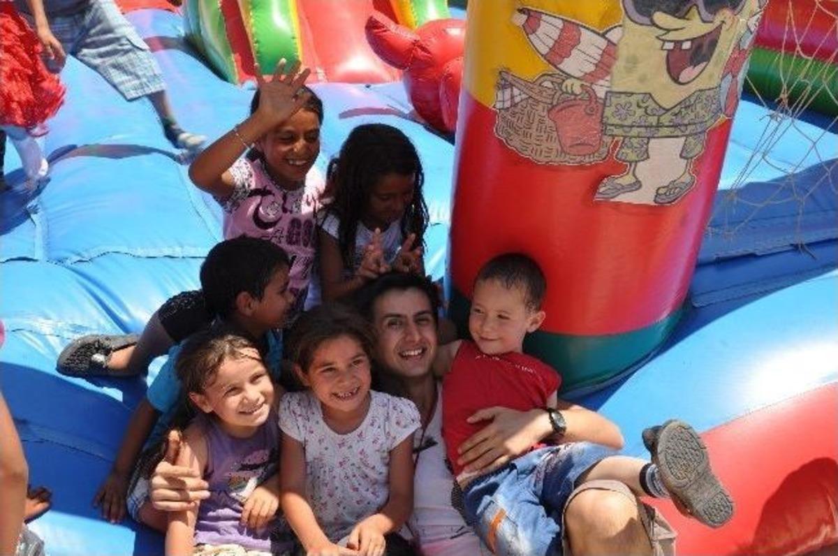 Maden Şehidi &Ccedil;ocuklarına Karne Eğlencesi