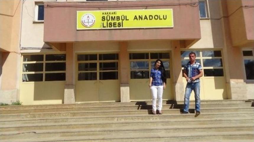 Ehliyet Sınavına 3 Dakika Kala İ&ccedil;eri Alınmayan Adaylardan M&uuml;d&uuml;re Tepki