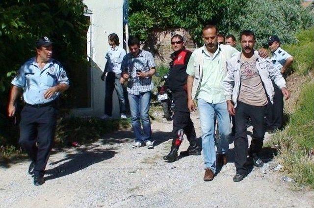 Komşuların K&ouml;pek Kavgası: 1 Yaralı 1