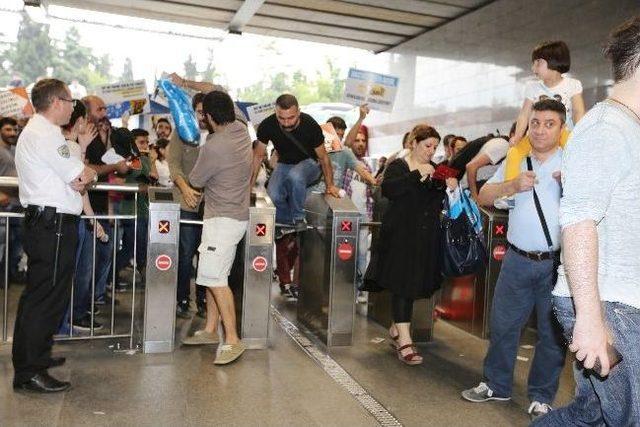 İstanbul’da Ulaşım Zamları Protesto Edildi