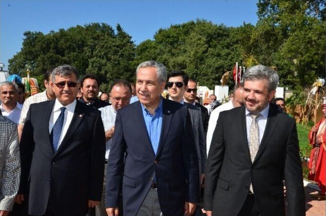 Başbakan Yardımcısı Arı&ccedil; Antalya'da