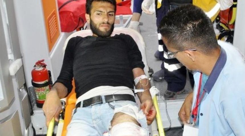 Aksaray'da Bı&ccedil;aklı Kavga. 1 Yaralı