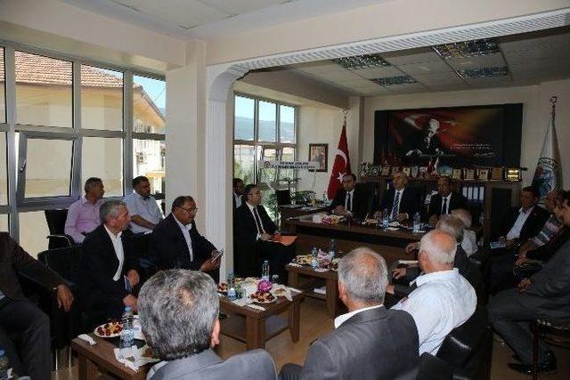 Başkan Zolan İl&ccedil;eleri Geziyor 1