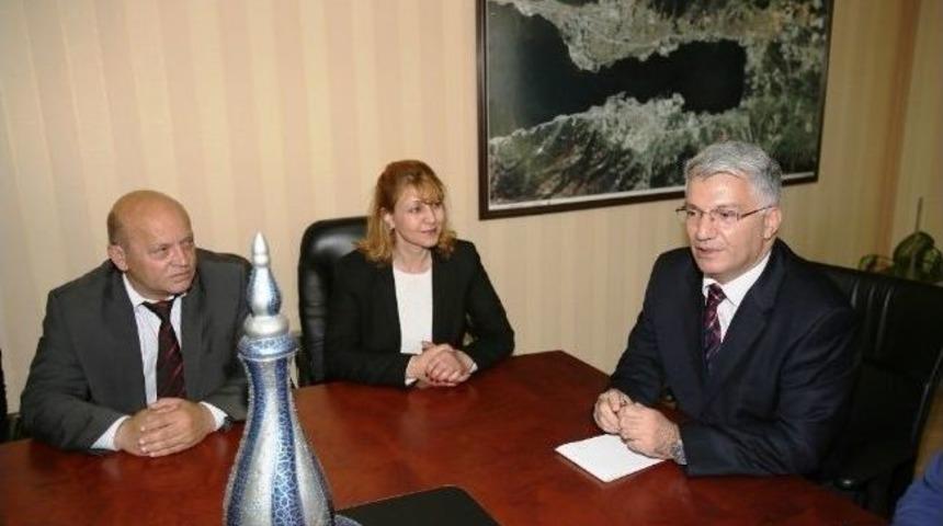 Bulgarlar Yatırım İ&ccedil;in Kocaelilileri Bekliyor