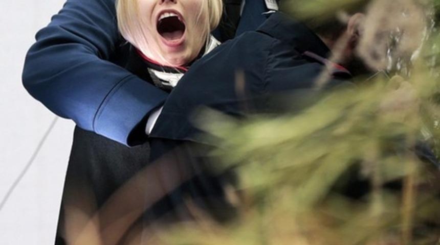 FEMEN bu kez 'İsa'yı &ccedil;aldı