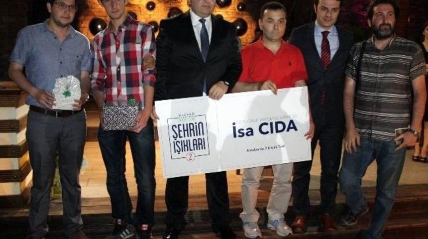 "şehrin Işıkları" Yarışmasında &Ouml;d&uuml;ller Sahiplerini Buldu