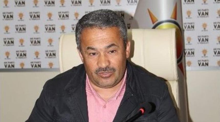 Ak Parti&rsquo;de Toplu İstifa