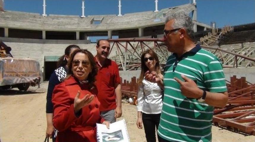 &Ccedil;alık, Stadyum İnşaat Alanında İnceleme Yaptı