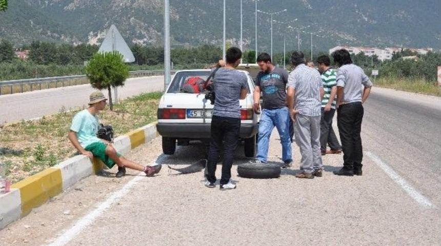 Manisalı Gazeteciler &Ouml;l&uuml;m&uuml;n Eşiğinden D&ouml;nd&uuml;