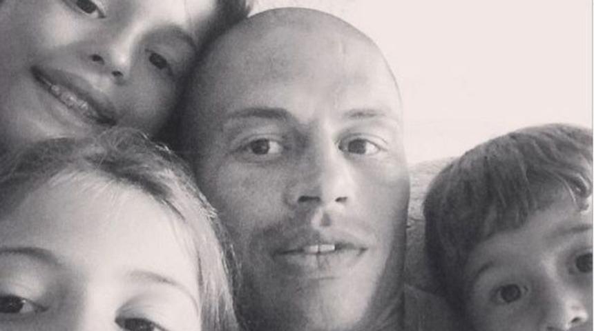 Alex'den Babalar G&uuml;n&uuml; Mesajı