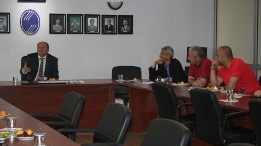 Mühendislik Fakültesi Mezunları Ve Akademisyenleri Buluştu