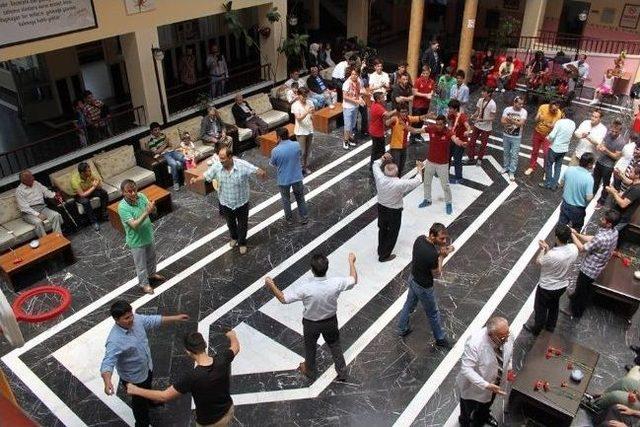 Kayseri Klasik Otomobil Ve Motorsporları Derneği&rsquo;nden Babalar G&uuml;n&uuml; Etkinliği 2