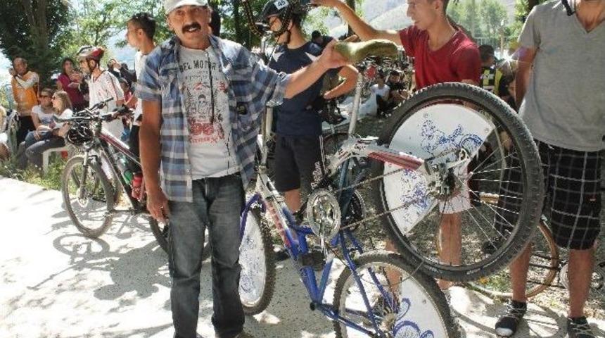 Sivrice&rsquo;de Şenlik Heyecanı