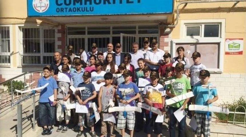 &Ouml;ğrenciler Model U&ccedil;ak Yapımını &Ouml;ğrendi