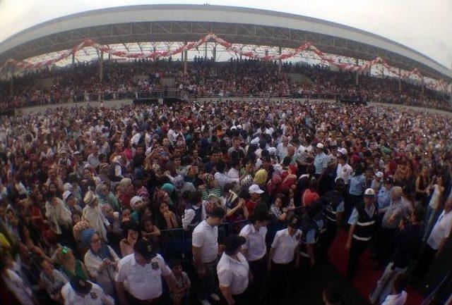 Toplu Nikah Ve Sünnet Şöleninde Çifte Mutluluk