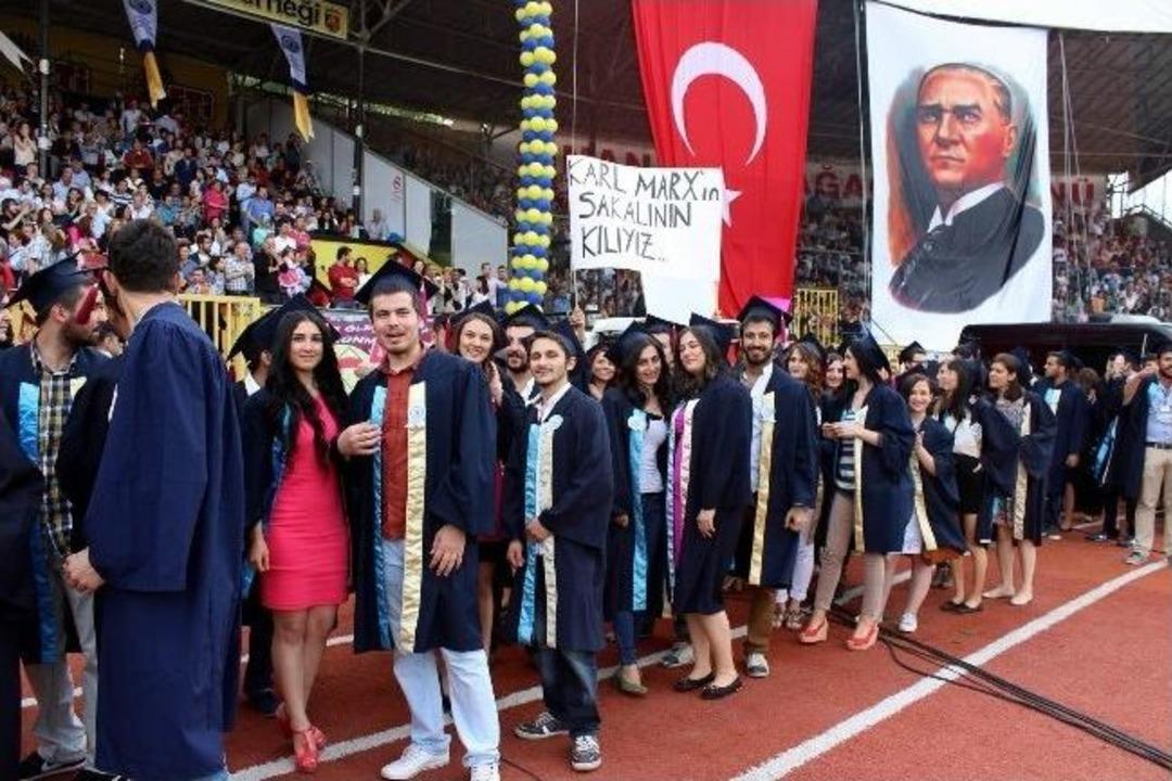 Esog&uuml;&rsquo;de Mezuniyet Heyecanı