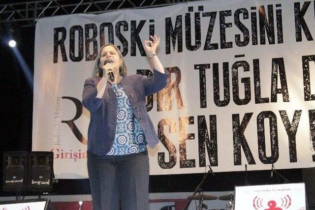 Diyarbakır’da Uludere'de Hayatını Kaybeden 34 Vatandaş İçin Etkinlik Düzenlendi