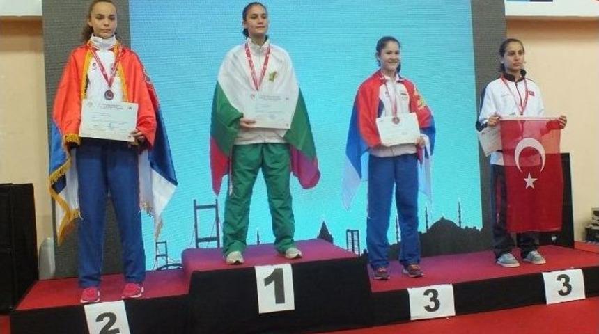 Kağıtsporlu Karatecilerden Bir Başarı Daha