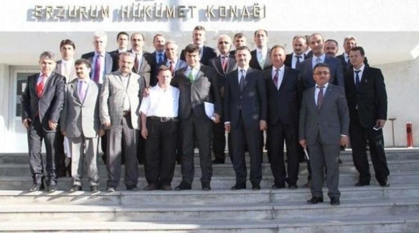 Milli Eğitim Bakanlığı M&uuml;steşarı Yusuf Tekin, İl&ccedil;e Milli Eğitim M&uuml;d&uuml;rleriyle Toplantı Yaptı