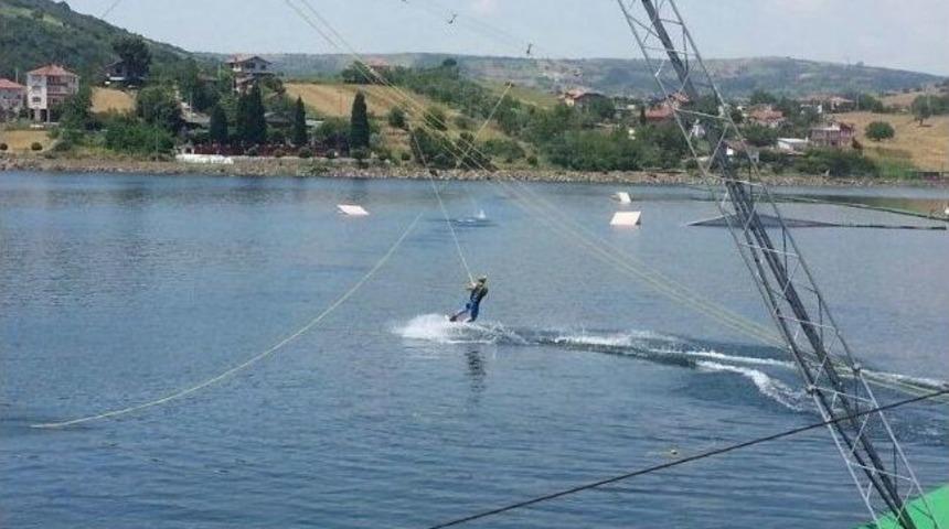G&ouml;lkaypark&rsquo;da Wakeboard Sezonu A&ccedil;ıldı
