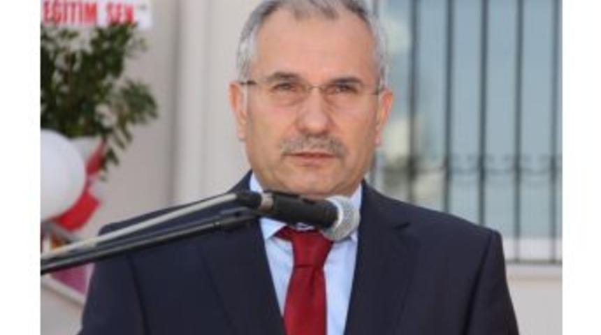 G&uuml;l: &ldquo;veliler Rahat Olsun&rdquo;