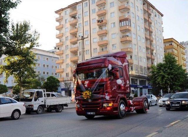 B&ouml;yle Olur Tır Servisi Sahibinin Oğlunun D&uuml;ğ&uuml;n&uuml; 1