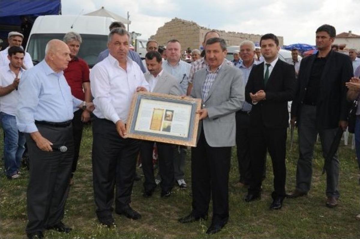 K&uuml;tahyalı Boşnaklardan B&ouml;rek Şenliği