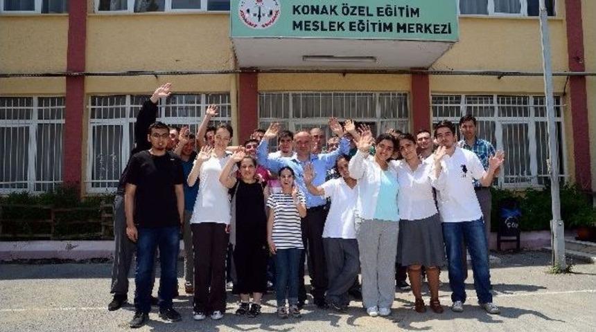 Dersler Onlar İ&ccedil;in Artık Engel Değil