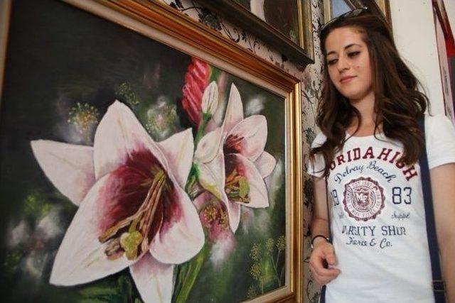 Van&rsquo;ın İlk Sanat Galerisi A&ccedil;ıldı 3