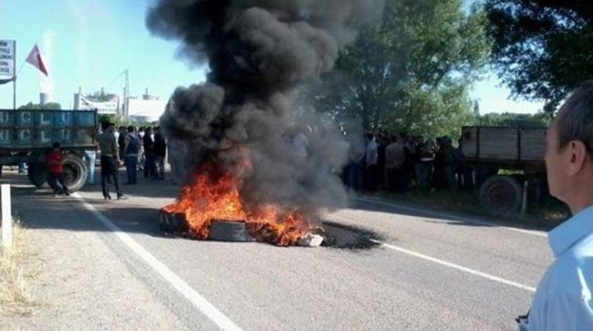 'termik Santrale Dışarıdan İş&ccedil;i Alınmasın' Eylemi