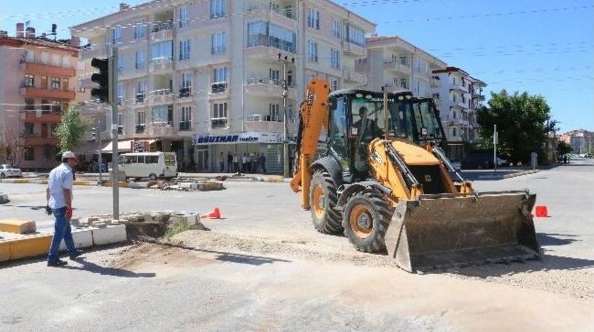 Aksaray&rsquo;da Sinyalizasyon Sisteminin Alt Yapısı Değiştiyor