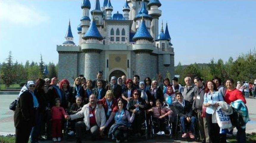 T&uuml;rkiye Sakatlar Derneği &Ccedil;erkezk&ouml;y Şube Başkanı &Ccedil;etinkaya: "il&ccedil;emizi Tanıtıyoruz"