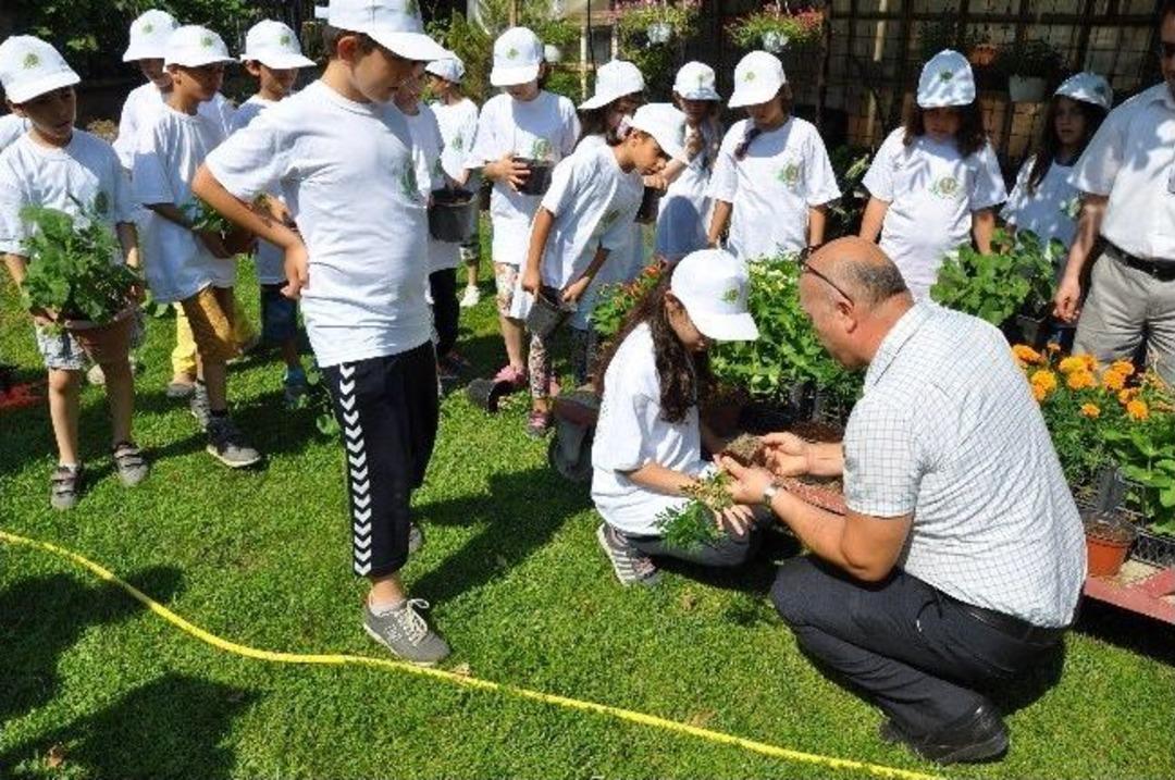 Lider &Ccedil;ocuk Tarım Kampı Başladı