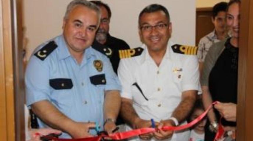 Resim kursiyerlerinin sergisi &Ccedil;KM'de a&ccedil;ıldı